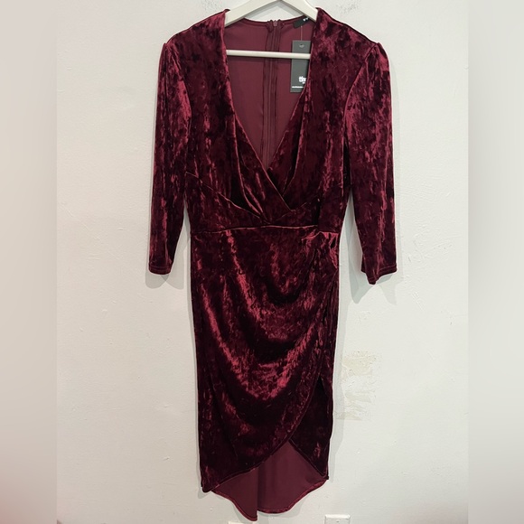 TFNC LONDON JAYDA BURGUNDY VELVET MIDI DRESS, RED/BURGUNDY SIZE 16 - Picture 3 of 7